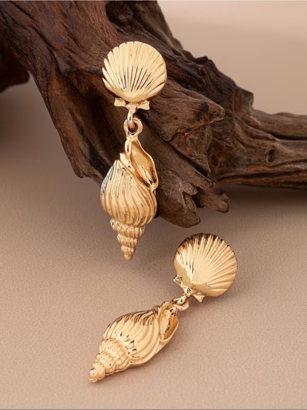 NEW ! Gold Shell Drop Earrings - Women Jewelry 🐚 Unique Earrings (A0-23)